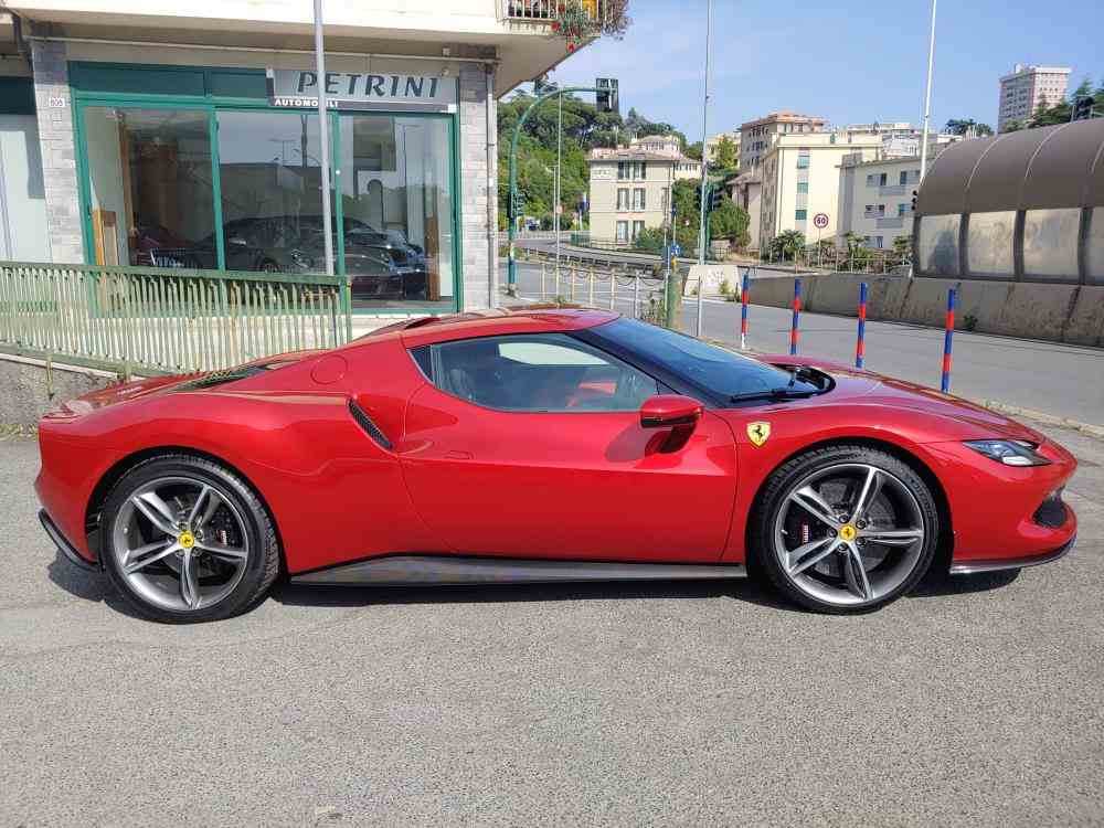 FERRARI 296  GTB 3.0 LISTINO € 393.700 IVA ESPOSTA - vendita auto a Genova
