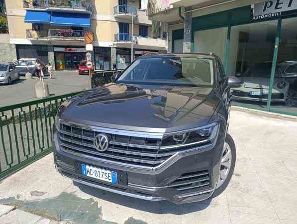 VOLKSWAGEN TOUAREG Touareg III 2018 3.0 V6 tdi Advanced 231cv tiptronic con SOSPENSIONI PNEUMATICHE