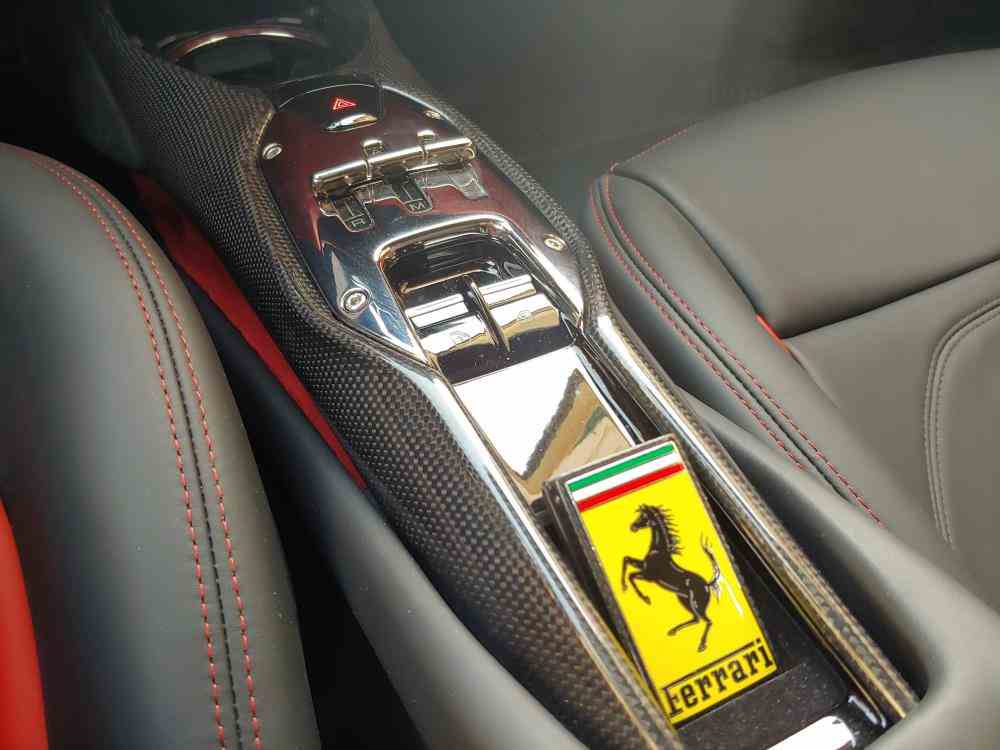 FERRARI 296  GTB 3.0 LISTINO € 393.700 IVA ESPOSTA - vendita auto a Genova