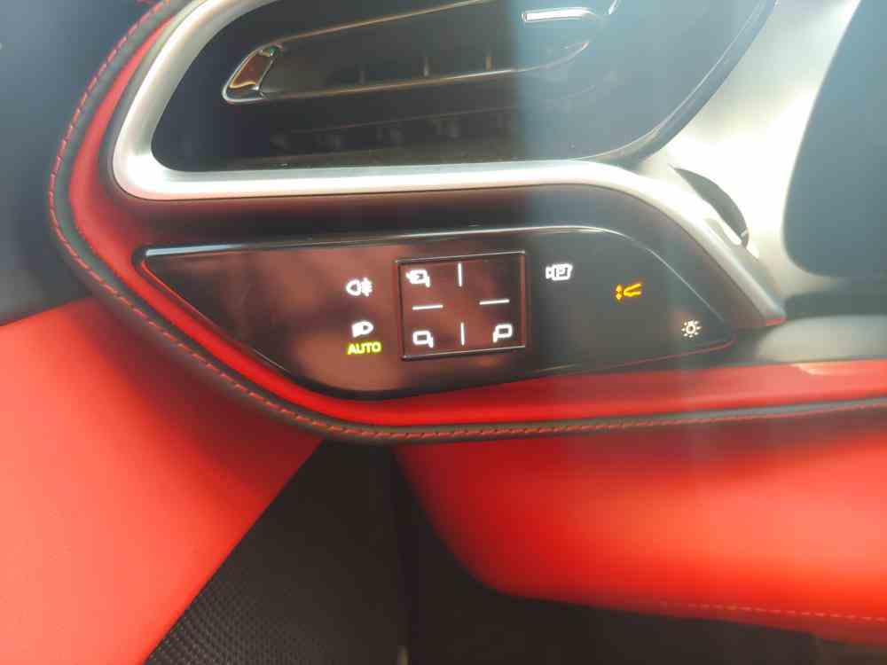 FERRARI 296  GTB 3.0 LISTINO € 393.700 IVA ESPOSTA - vendita auto a Genova