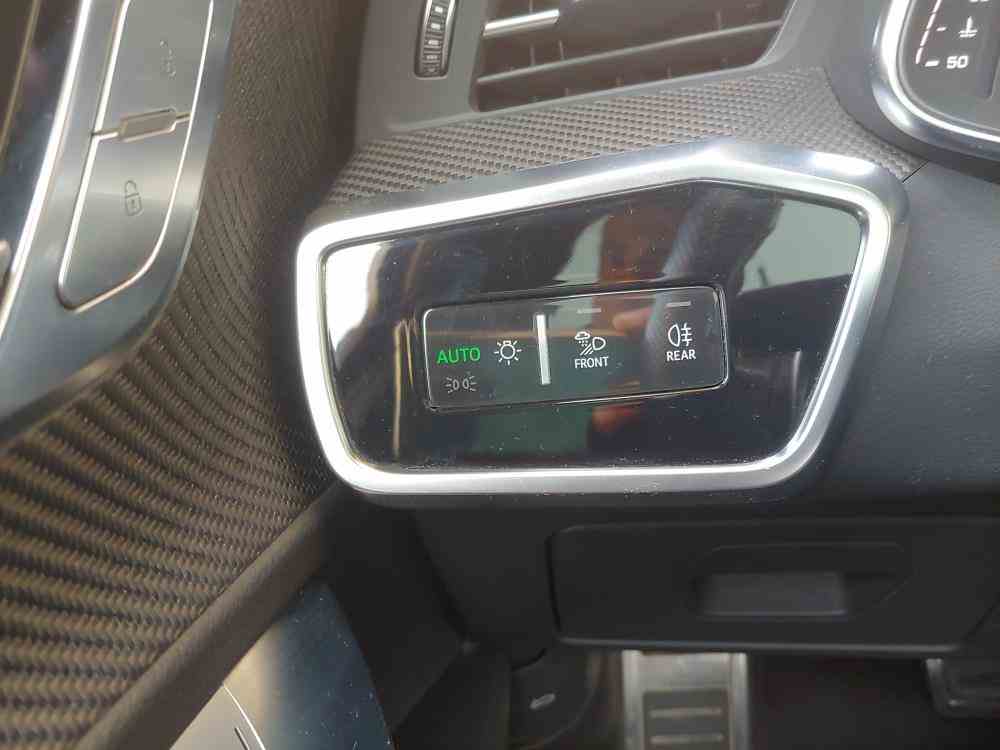 AUDI RS6 AVANT  4.0 MEHV QUATTRO TIPTRONIC 600CV - vendita auto a Genova
