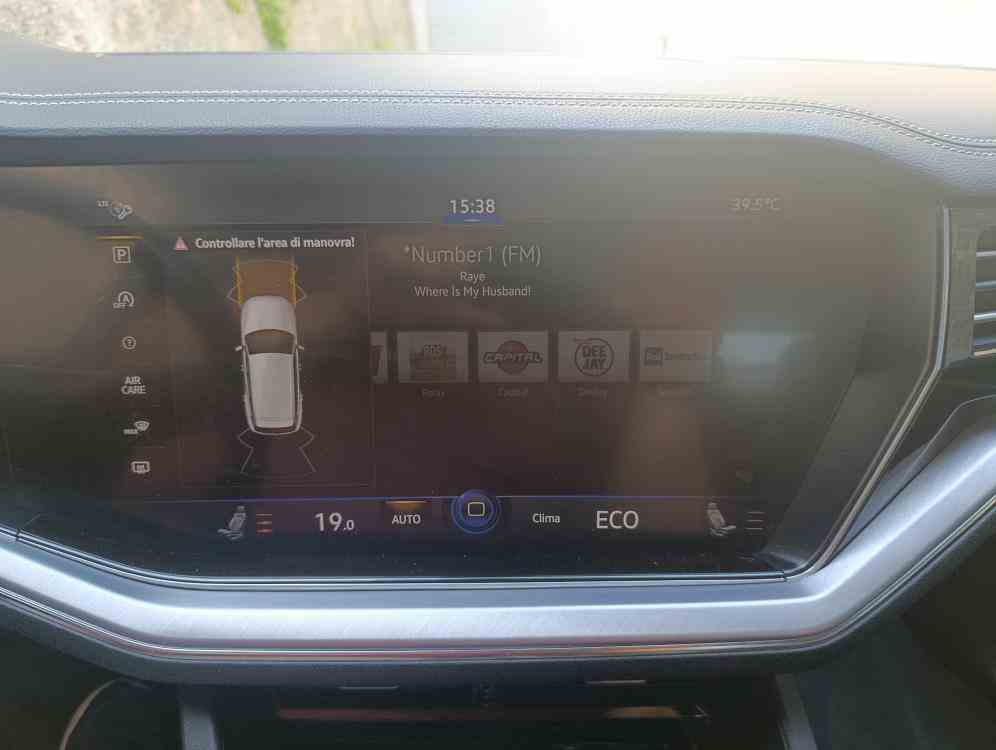 VOLKSWAGEN TOUAREG Touareg III 2018 3.0 V6 tdi Advanced 231cv tiptronic con SOSPENSIONI PNEUMATICHE - vendita auto a Genova