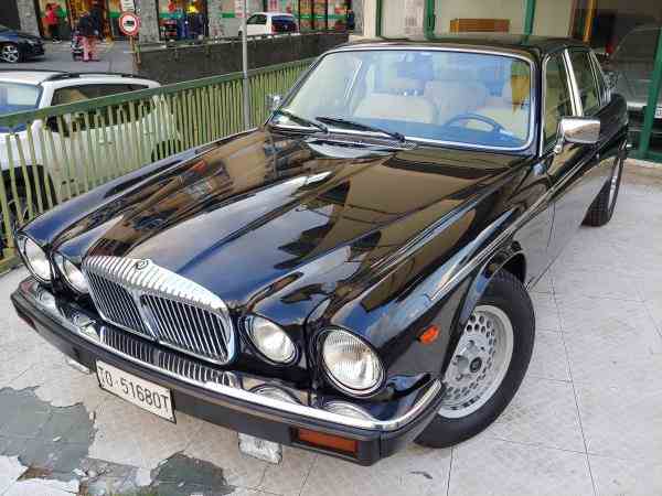 DAIMLER DOUBLE SIX  5.3 V12 ITALIANA