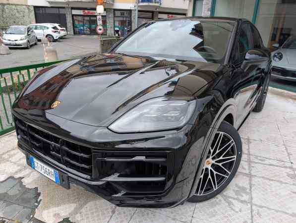 PORSCHE CAYENNE  COUPE' 3.0 e-hybrid tiptronic IVA ESPOSTA