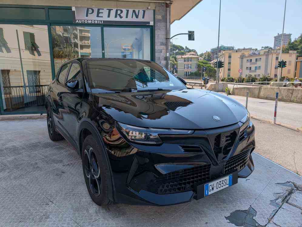 ALFA ROMEO JUNIOR Speciale 1.2 ibrida 145cv edct6 PREZZO SENZA CONDIZIONI - vendita auto a Genova