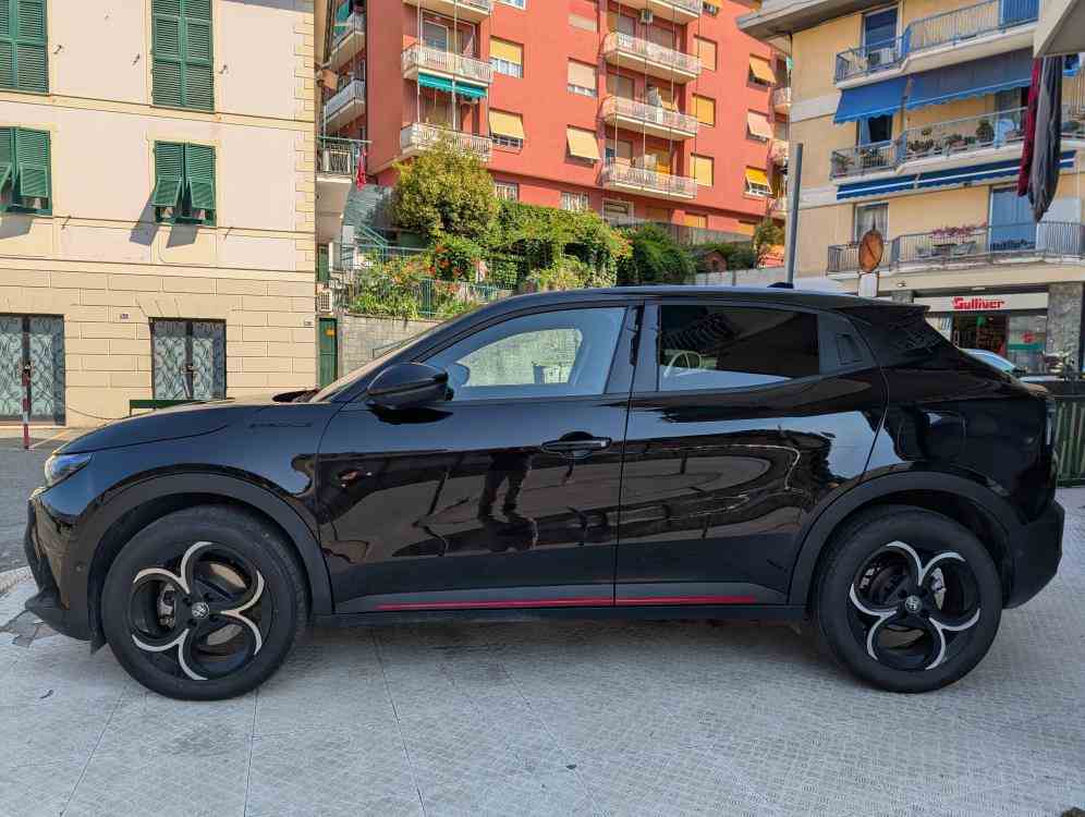 ALFA ROMEO JUNIOR Speciale 1.2 ibrida 145cv edct6 PREZZO SENZA CONDIZIONI - vendita auto a Genova
