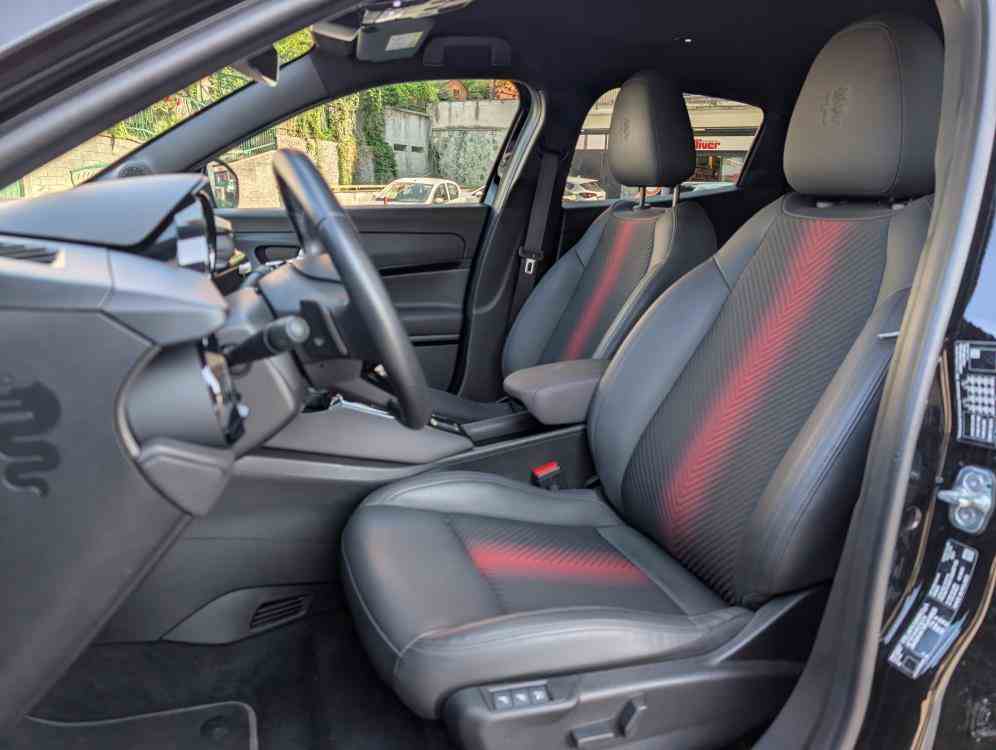 ALFA ROMEO JUNIOR Speciale 1.2 ibrida 145cv edct6 PREZZO SENZA CONDIZIONI - vendita auto a Genova