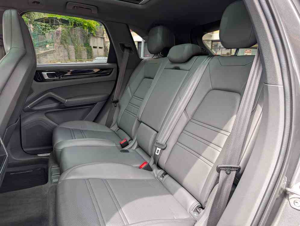 PORSCHE CAYENNE 3.0 e-hybrid tiptronic S - vendita auto a Genova