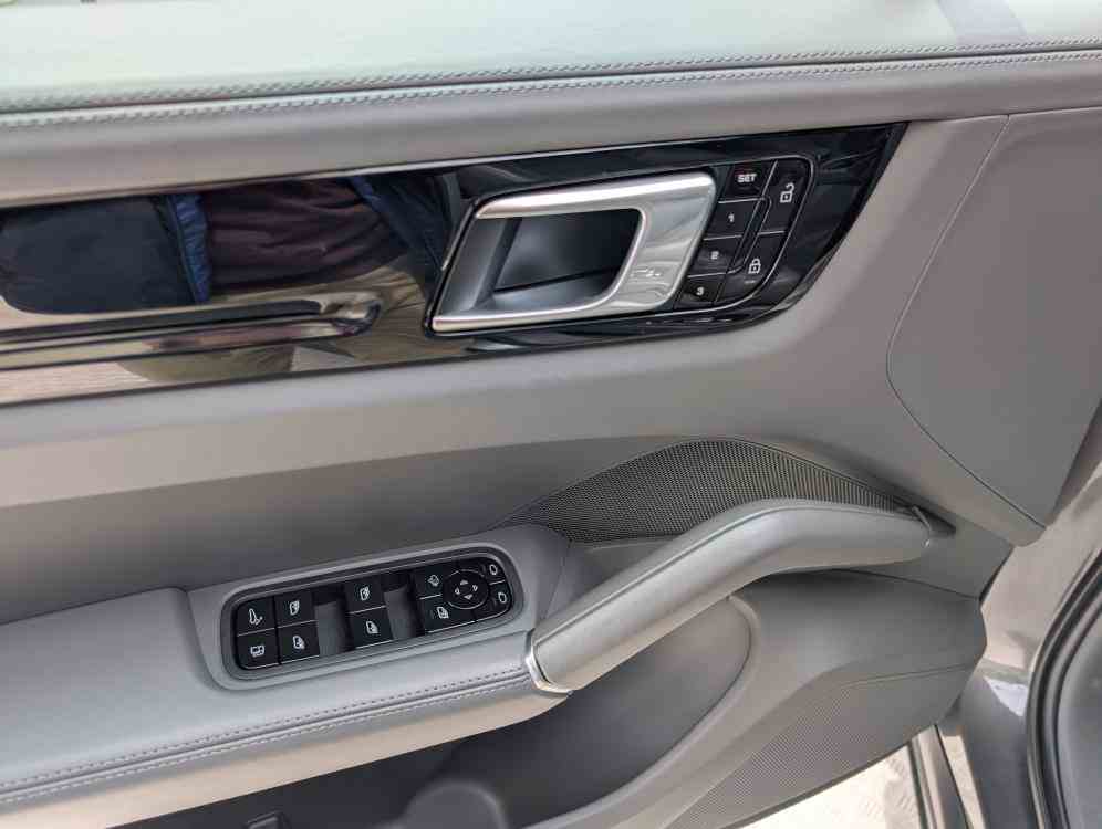 PORSCHE CAYENNE 3.0 e-hybrid tiptronic S - vendita auto a Genova
