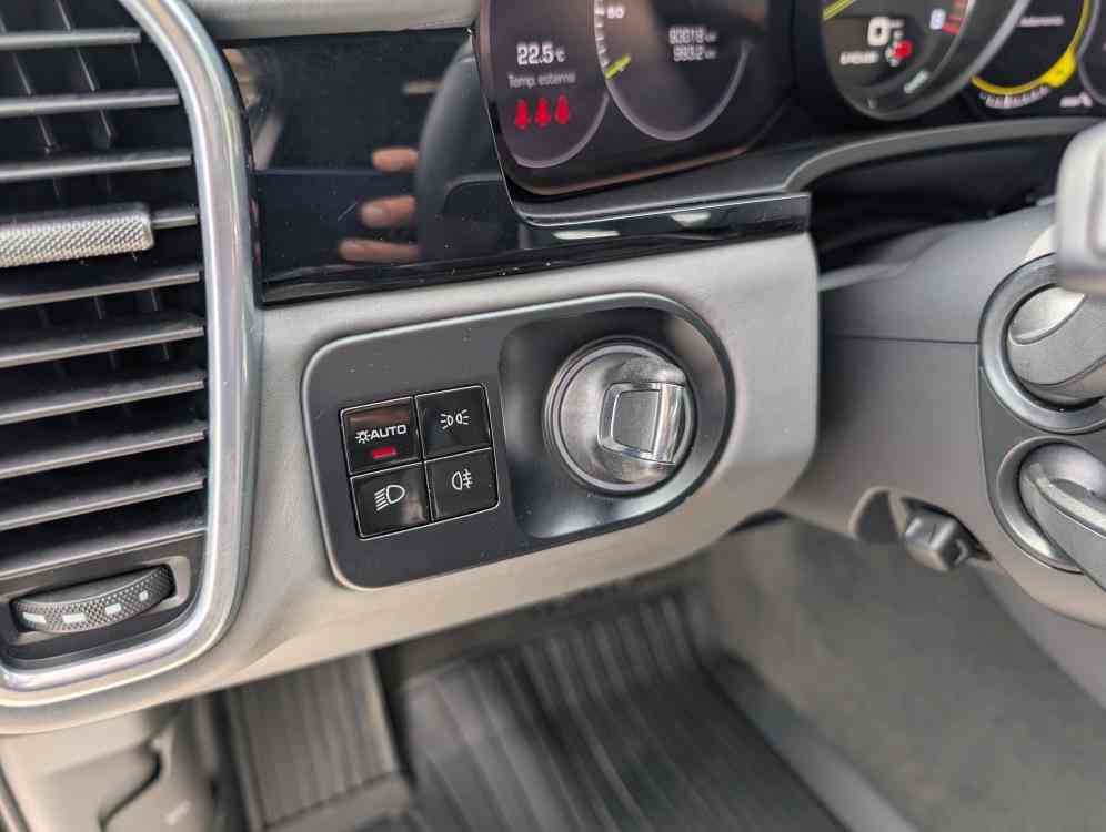 PORSCHE CAYENNE 3.0 e-hybrid tiptronic S - vendita auto a Genova