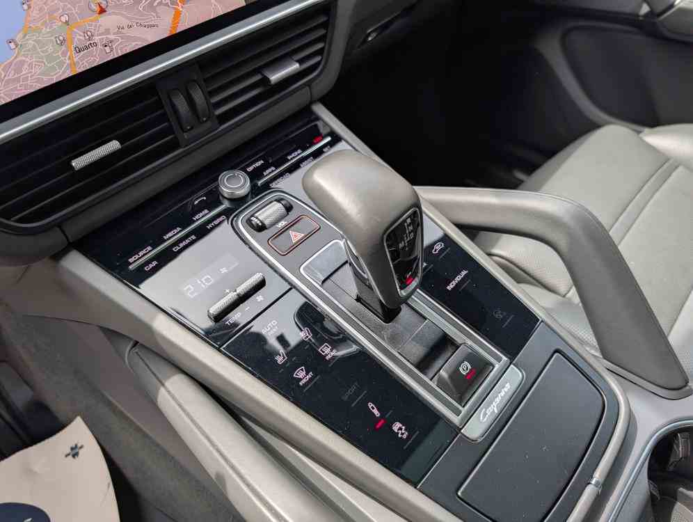 PORSCHE CAYENNE 3.0 e-hybrid tiptronic S - vendita auto a Genova