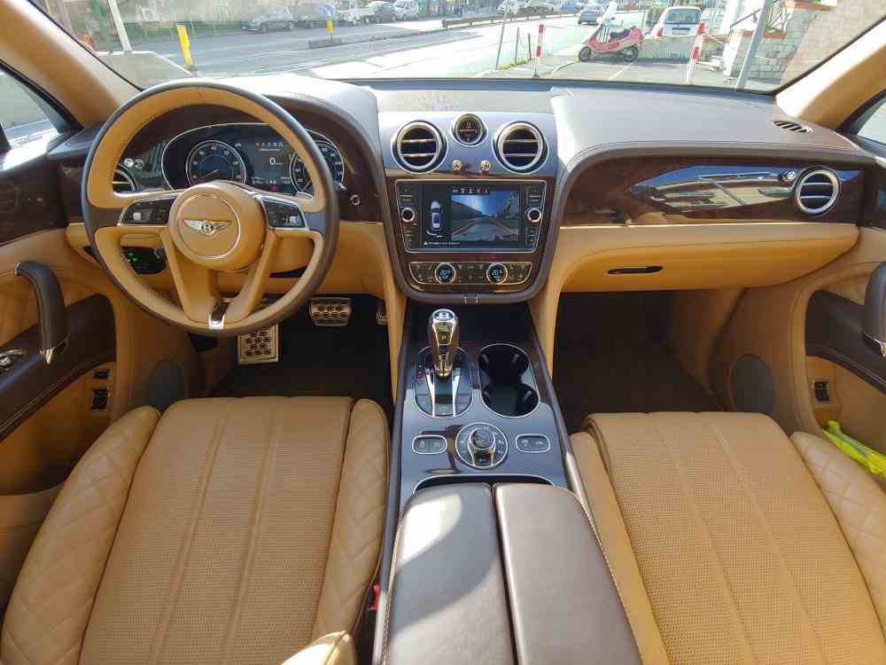 BENTLEY BENTAYGA 6.0 W12 MULLINER AUTO - vendita auto a Genova