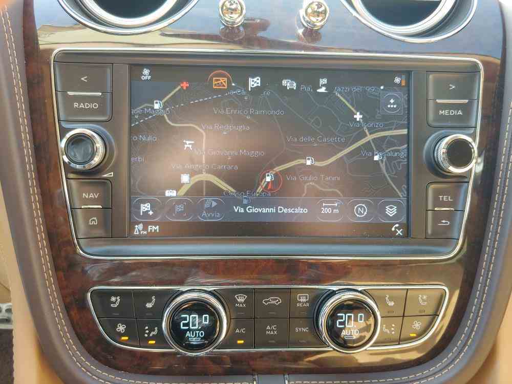 BENTLEY BENTAYGA 6.0 W12 MULLINER AUTO - vendita auto a Genova