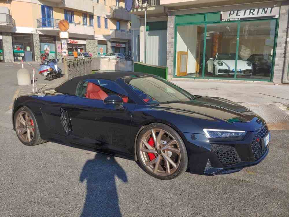 AUDI R8  Spyder 5.2 V10 performance rwd s tronic - vendita auto a Genova