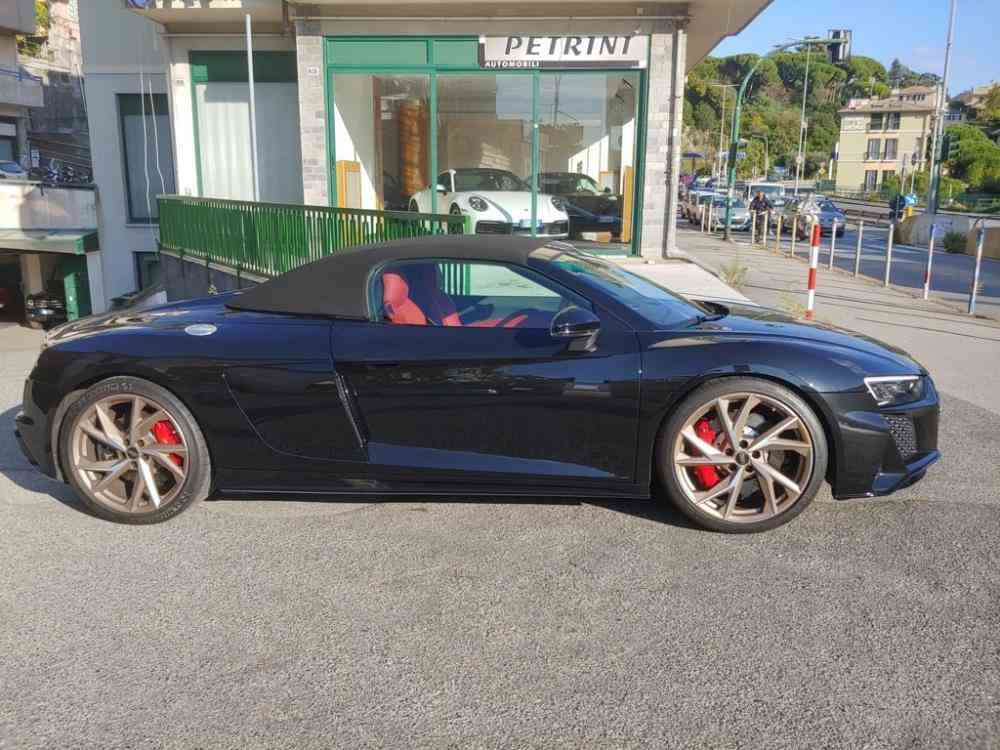 AUDI R8  Spyder 5.2 V10 performance rwd s tronic - vendita auto a Genova
