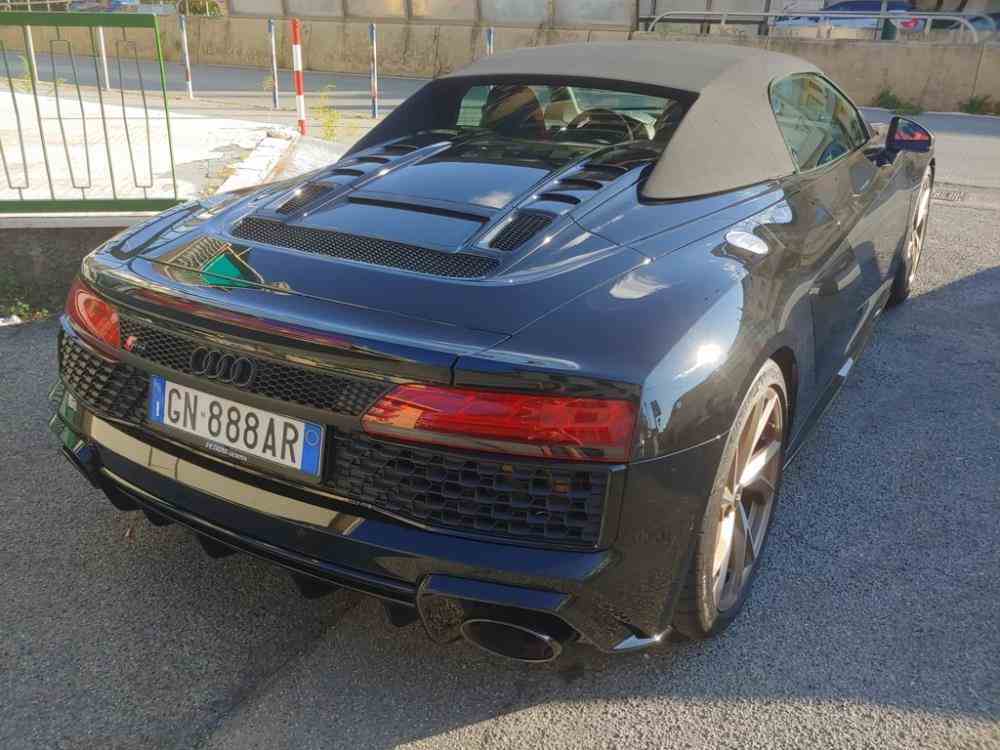 AUDI R8  Spyder 5.2 V10 performance rwd s tronic - vendita auto a Genova