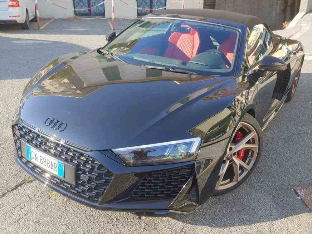 AUDI R8  Spyder 5.2 V10 performance rwd s tronic - vendita auto a Genova