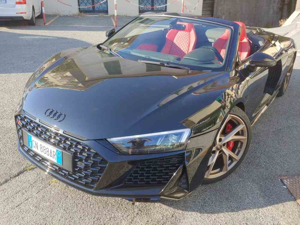 AUDI R8  Spyder 5.2 V10 performance rwd s tronic - vendita auto a Genova
