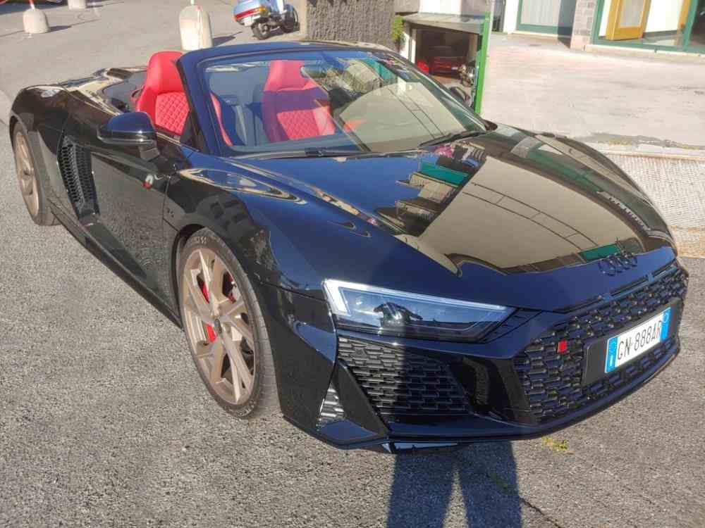 AUDI R8  Spyder 5.2 V10 performance rwd s tronic - vendita auto a Genova