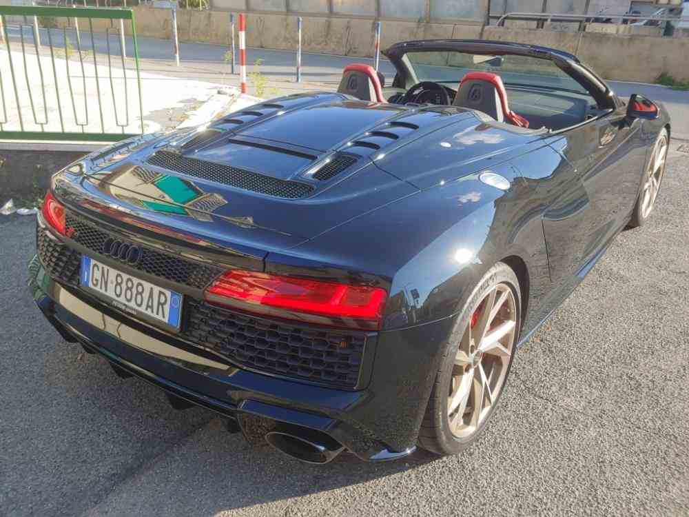 AUDI R8  Spyder 5.2 V10 performance rwd s tronic - vendita auto a Genova