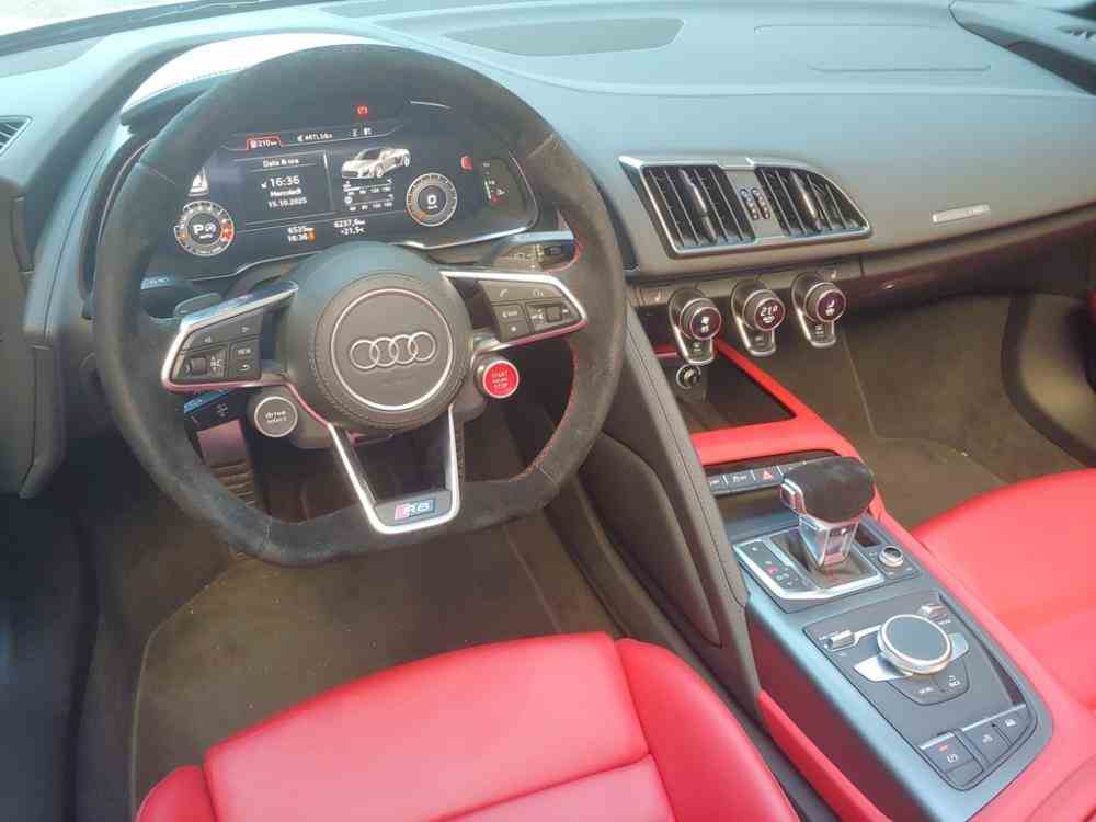 AUDI R8  Spyder 5.2 V10 performance rwd s tronic - vendita auto a Genova