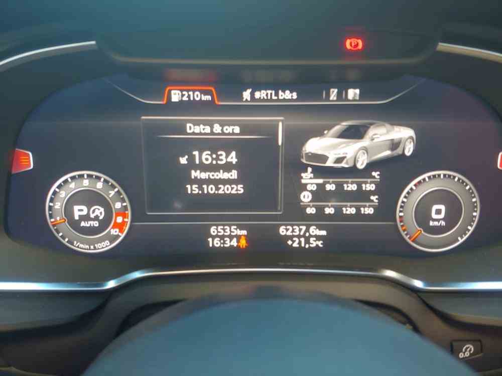 AUDI R8  Spyder 5.2 V10 performance rwd s tronic - vendita auto a Genova