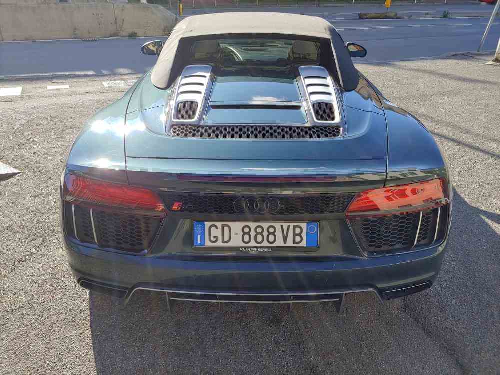 AUDI R8 SPYDER 5.2 V10 fsi quattro 540cv s-tronic IVA ESPOSTA - vendita auto a Genova