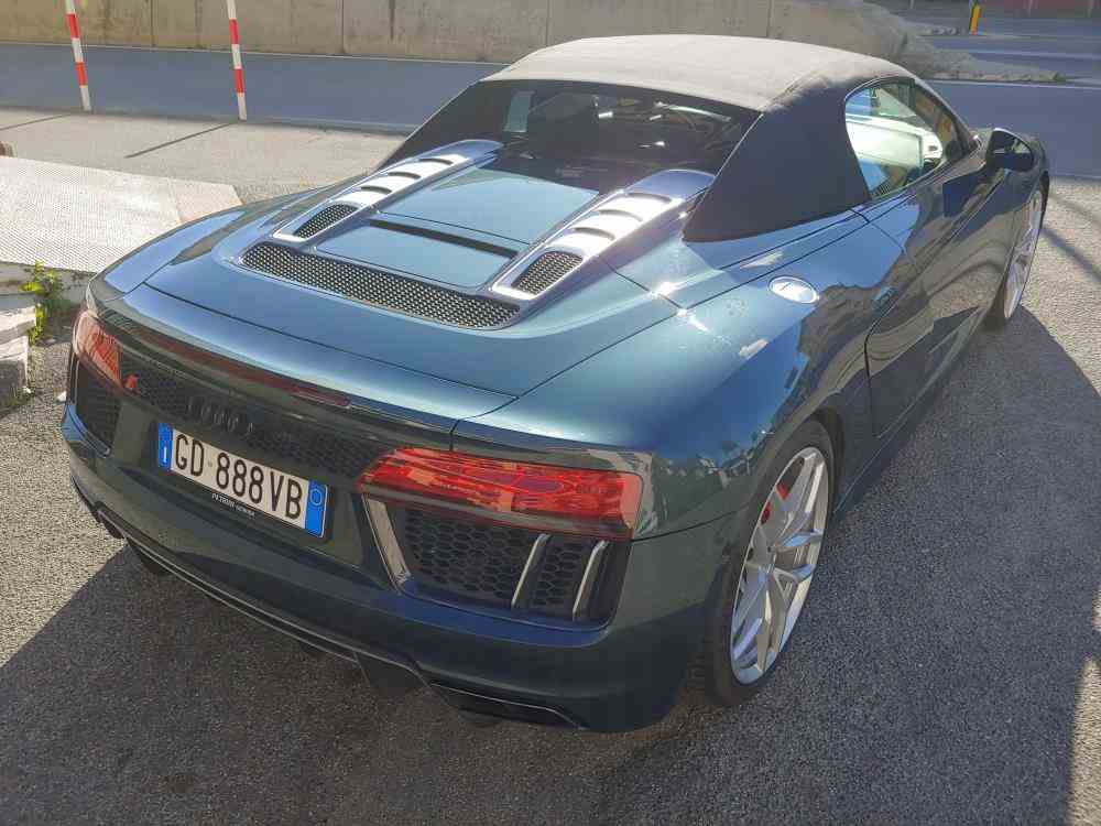 AUDI R8 SPYDER 5.2 V10 fsi quattro 540cv s-tronic IVA ESPOSTA - vendita auto a Genova
