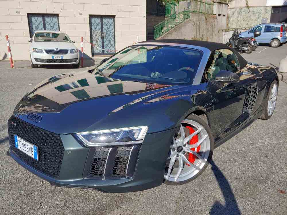 AUDI R8 SPYDER 5.2 V10 fsi quattro 540cv s-tronic IVA ESPOSTA - vendita auto a Genova