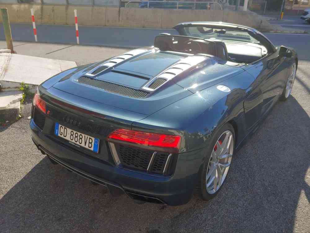 AUDI R8 SPYDER 5.2 V10 fsi quattro 540cv s-tronic IVA ESPOSTA - vendita auto a Genova
