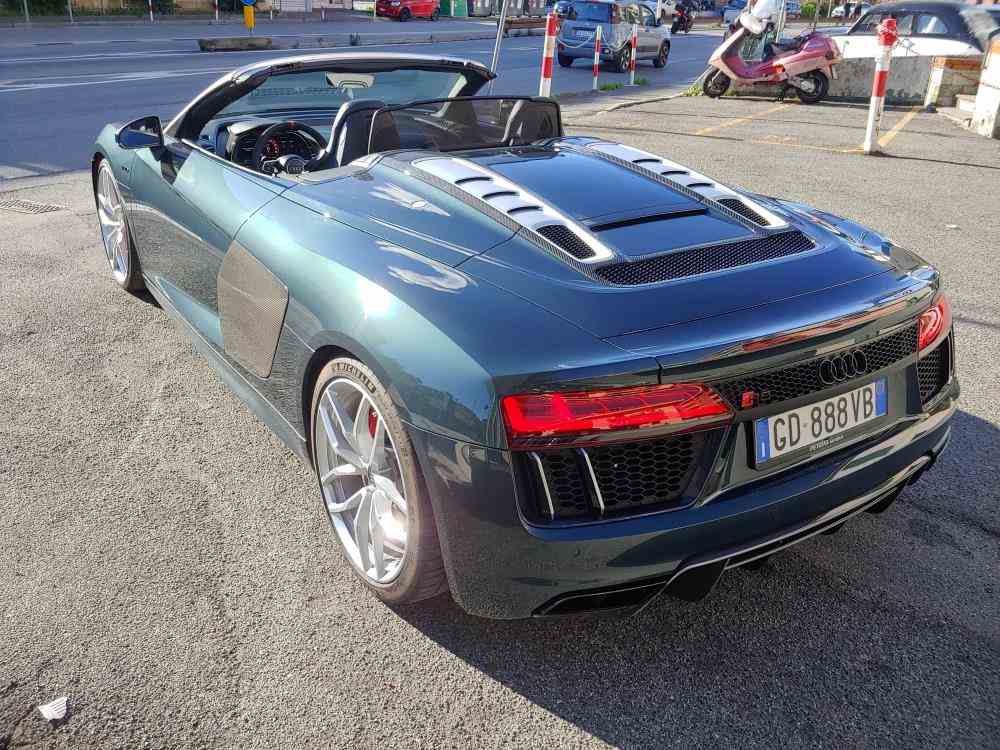 AUDI R8 SPYDER 5.2 V10 fsi quattro 540cv s-tronic IVA ESPOSTA - vendita auto a Genova