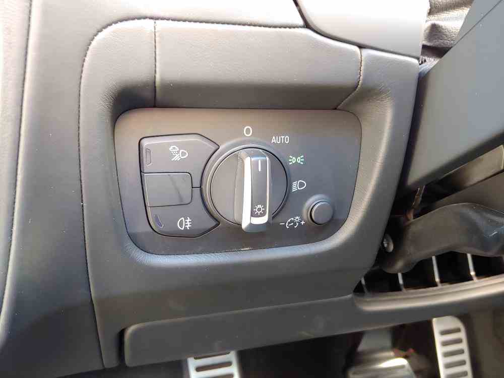 AUDI R8 SPYDER 5.2 V10 fsi quattro 540cv s-tronic IVA ESPOSTA - vendita auto a Genova