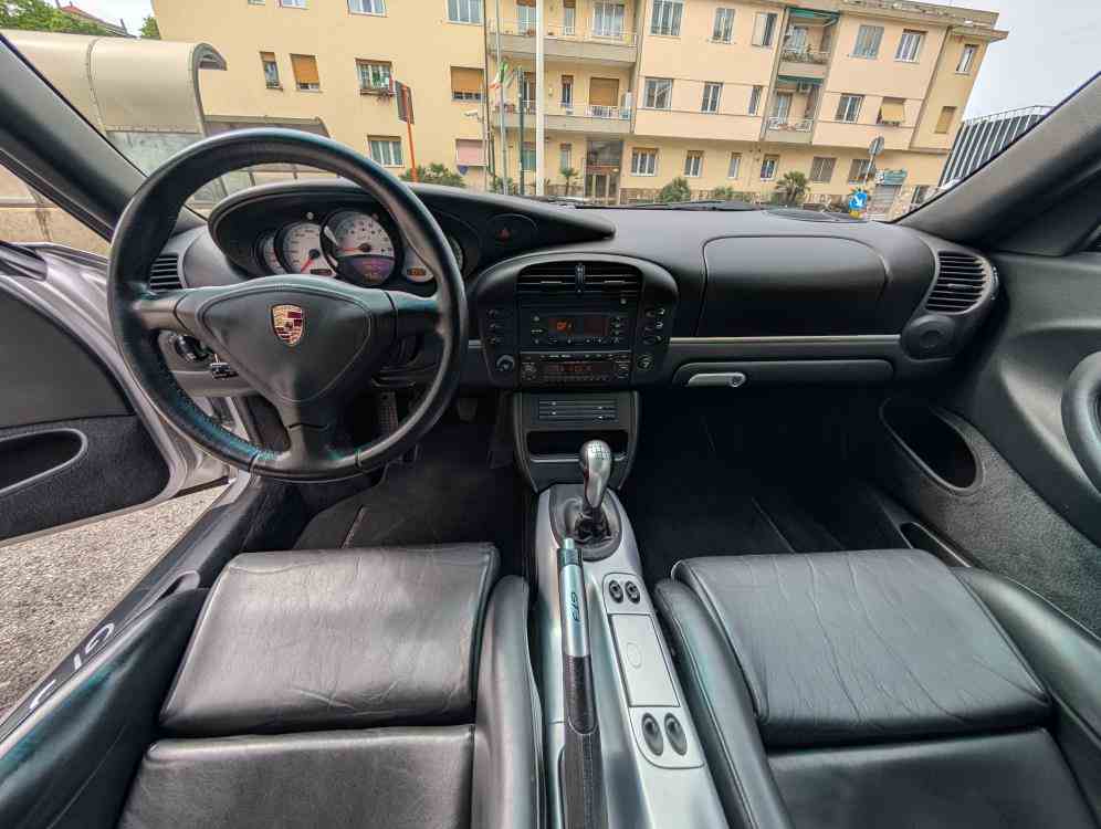 PORSCHE 911 CARRERA IV 996 COUPE'  3.6 GT3 - vendita auto a Genova