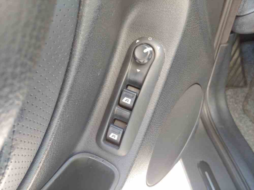 PEUGEOT 406 COUPE 3.0 V6 24V 190 CV - vendita auto a Genova