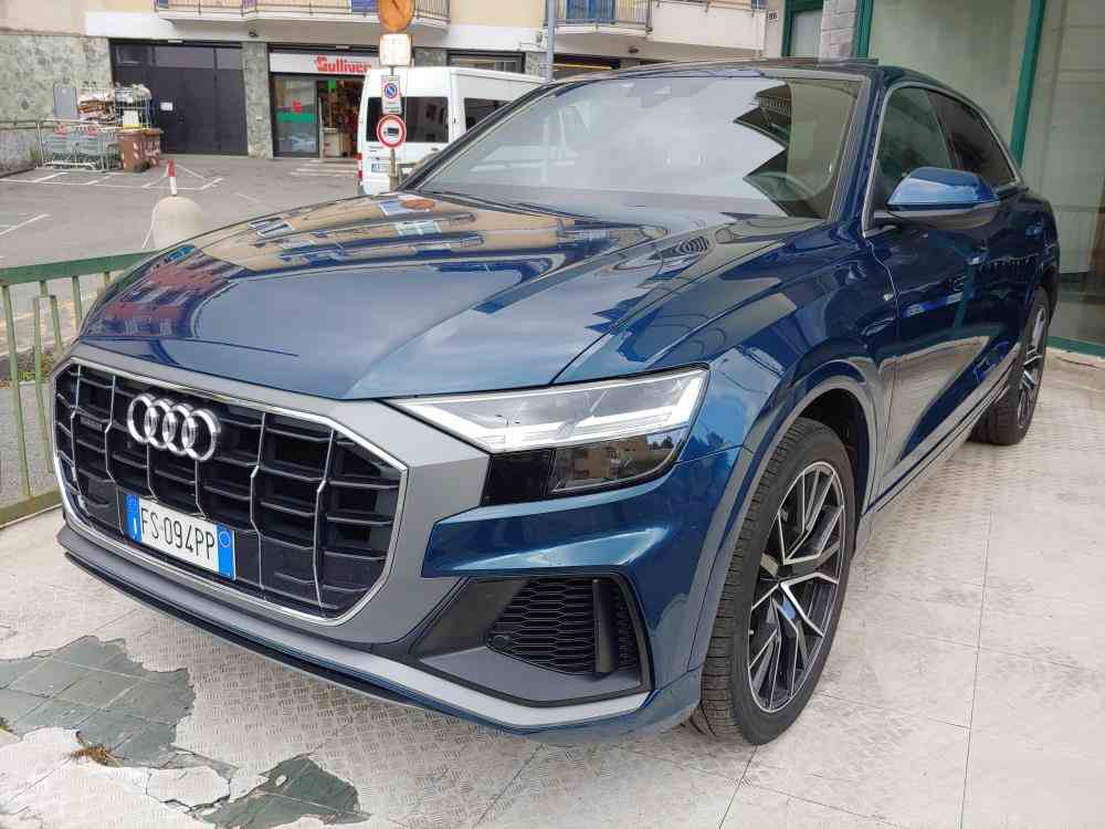 AUDI Q8  SPORT 50 TDI QUATTRO TIPTRONIC 286 CV - vendita auto a Genova