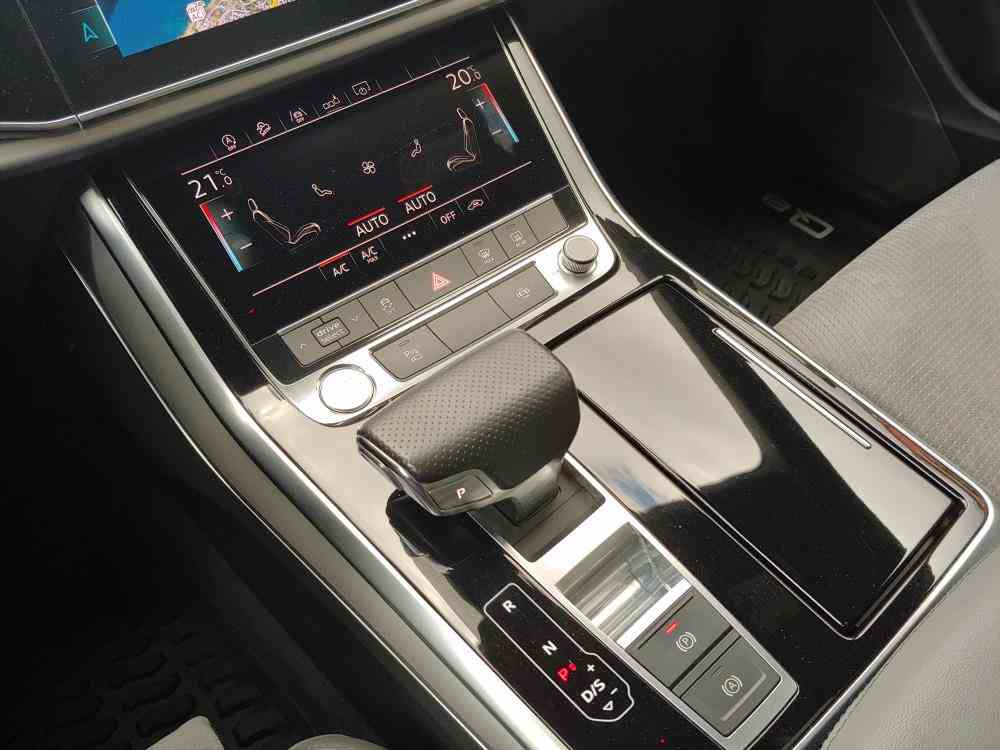 AUDI Q8  SPORT 50 TDI QUATTRO TIPTRONIC 286 CV - vendita auto a Genova
