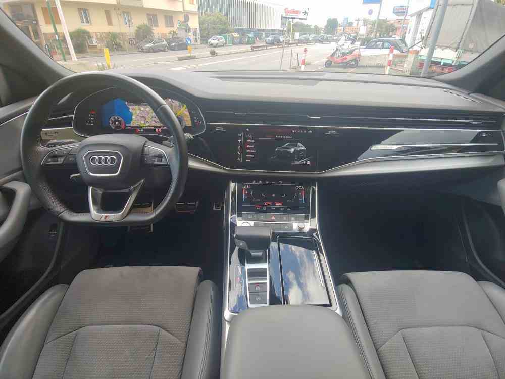 AUDI Q8  SPORT 50 TDI QUATTRO TIPTRONIC 286 CV - vendita auto a Genova