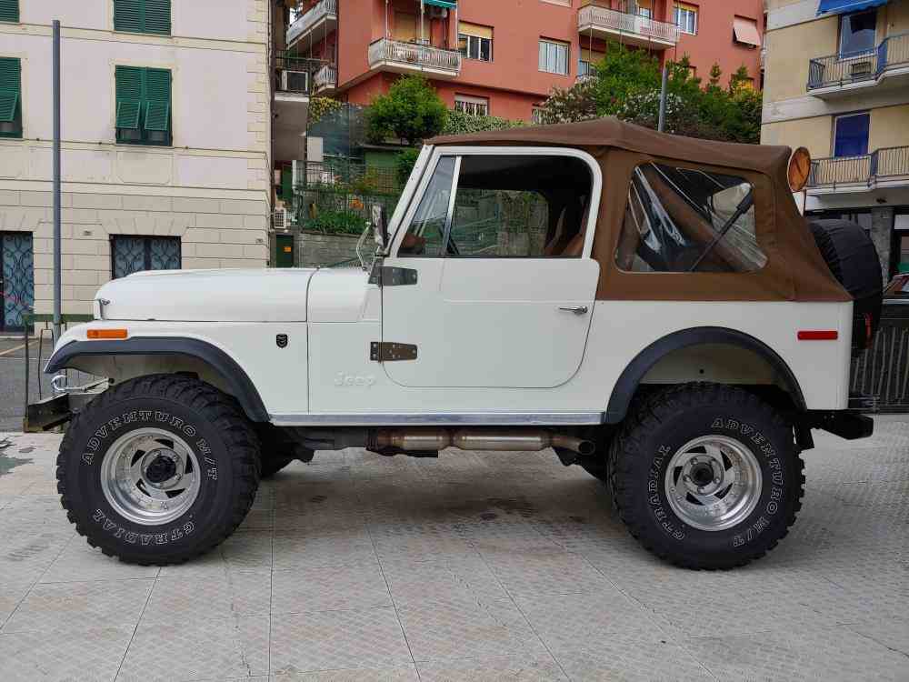 JEEP CJ - 7 V8 5.0 150CV - vendita auto a Genova