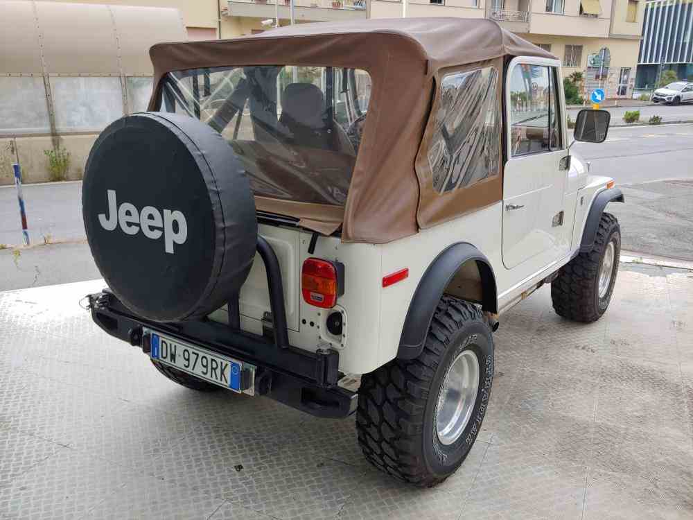 JEEP CJ - 7 V8 5.0 150CV - vendita auto a Genova