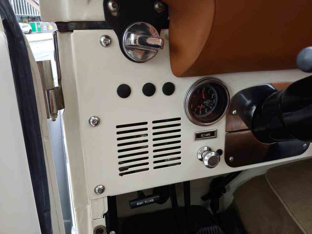 JEEP CJ - 7 V8 5.0 150CV - vendita auto a Genova